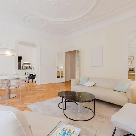 Heart Of 3-br Only 100m From The Palais Des Festivals *