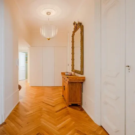 Heart Of 3-br Only 100m From The Palais Des Festivals Apartament Cannes