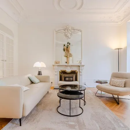Heart Of 3-br Only 100m From The Palais Des Festivals דירה *